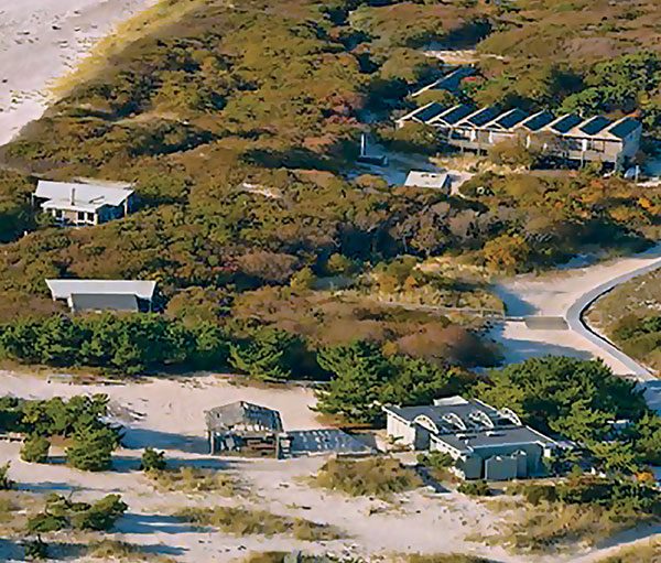 Aerial photograph of the former Talisman community—now renamed Barrett Beach —which was taken over by the Fire Island National Seashore in 1964. | COURTESY FIRE ISLAND PINES HISTORICAL PRESERVATION SOCIETY, PINESHISTORY.ORG