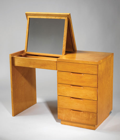 Aino’s sleek design for a mirrored birch dressing table (model 190), 1935. | ARTEK 2ND CYCLE COLLECTION/WHITE PHOTO