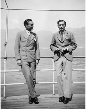 Philip Johnson and Alfred H. Barr Jr. at Lake Maggiore, Switzerland, April 1933. | © THE MUSEUM OF MODERN ART/LICENSED BY SCALA/ART RESOURCE, NY