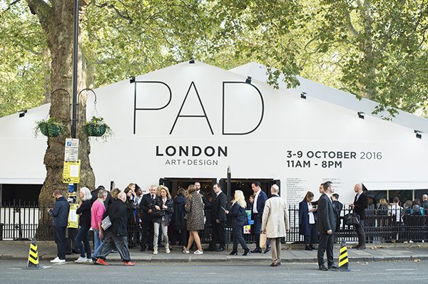 Visitors arrive at PAD London 2016, Courtesy of LECLAIREUR