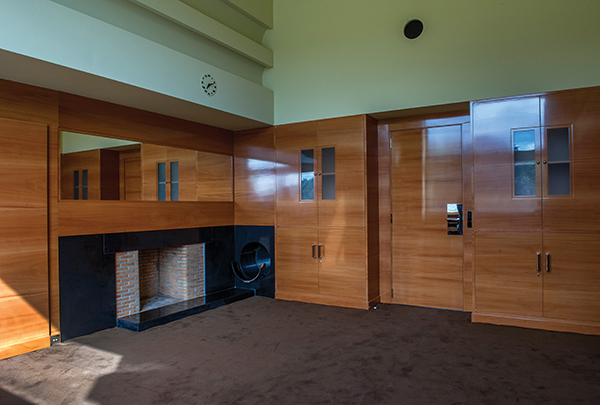 Varnished pearwood paneling lines the walls of Paul Cavrois’s office. “The family’s interiors were severe: green marble and aluminum with one bouquet of roses as decoration,” says Hervé Parsy, the villa administrator. “The only reminiscence of daily life I’ve installed is the scent of Mme Cavrois’ perfume in her bedroom, and Mallet- Stevens’s cologne in a stair-case.” | ROBERT MALLET-STEVENS/©DIDIER PLOWY–CMN