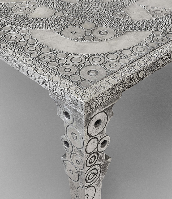 Table Basse Anneaux (4 plaques), 2013, in bronze. | COURTESY CARPENTERS WORKSHOP GALLERY