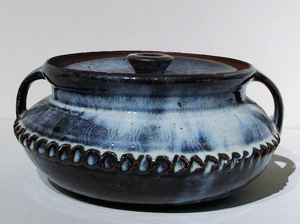 Bowl with cover by Ladi Kwali, c. 1960s. Glazed stoneware.