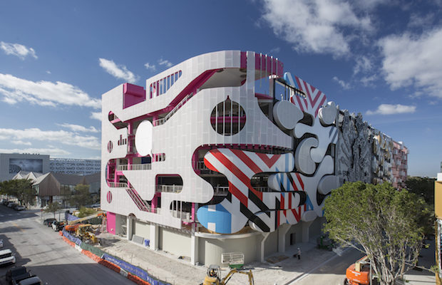 7 of the Coolest Artworks in Miami Design District - Mr Globetrotter
